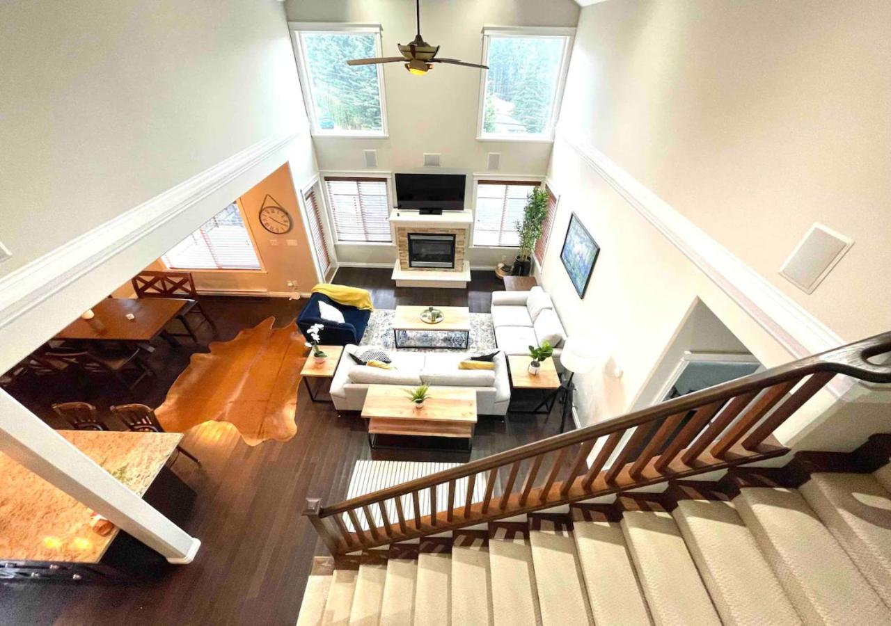 Bellamy Manor Large Home With 5Beds! In Langford Виктория Екстериор снимка
