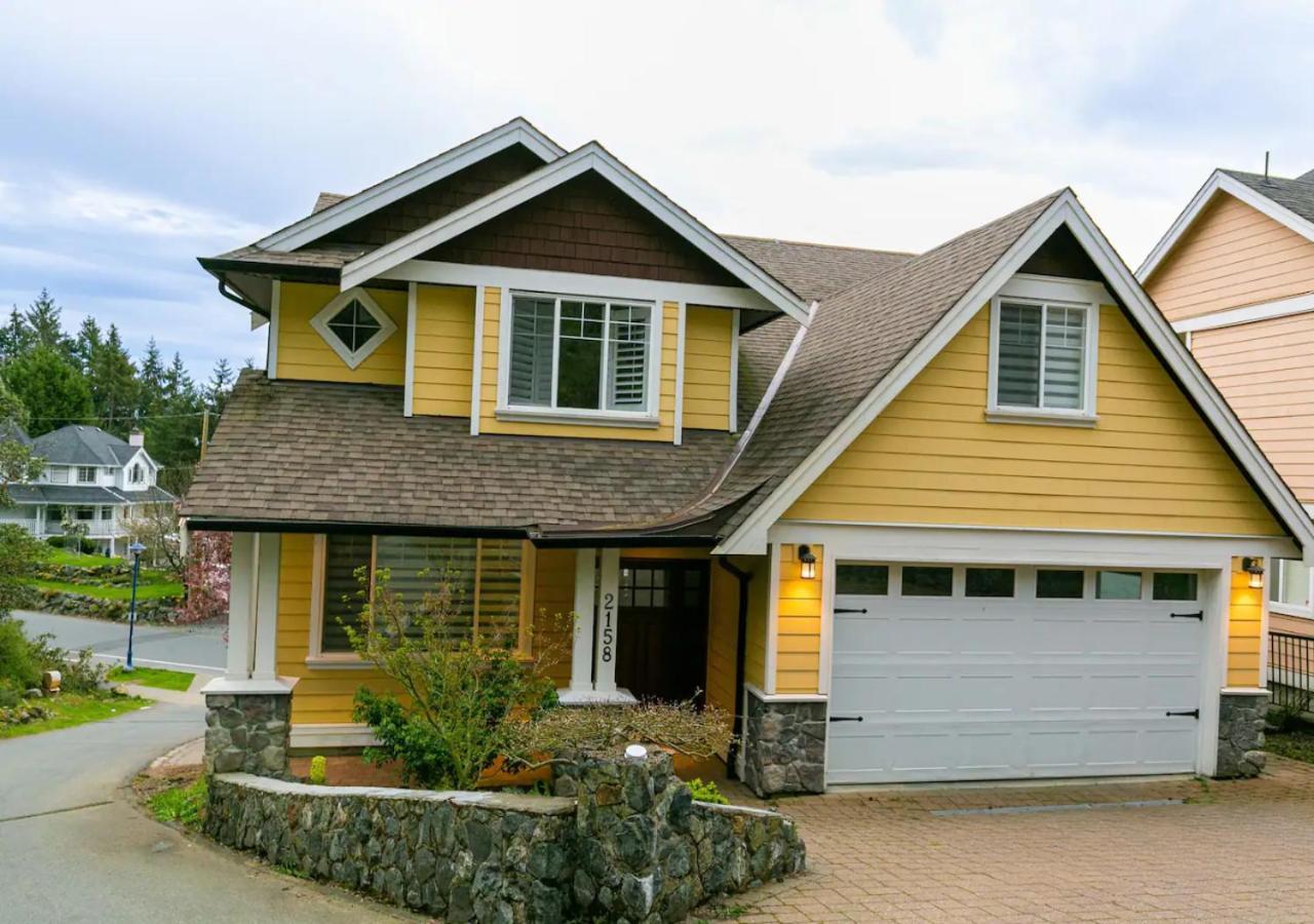 Bellamy Manor Large Home With 5Beds! In Langford Виктория Екстериор снимка